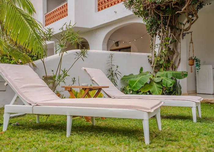 Private Garden Two Bedroom At Fairways Club *