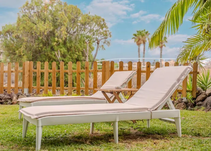 Private Garden Two Bedroom At Fairways Club Appartement *