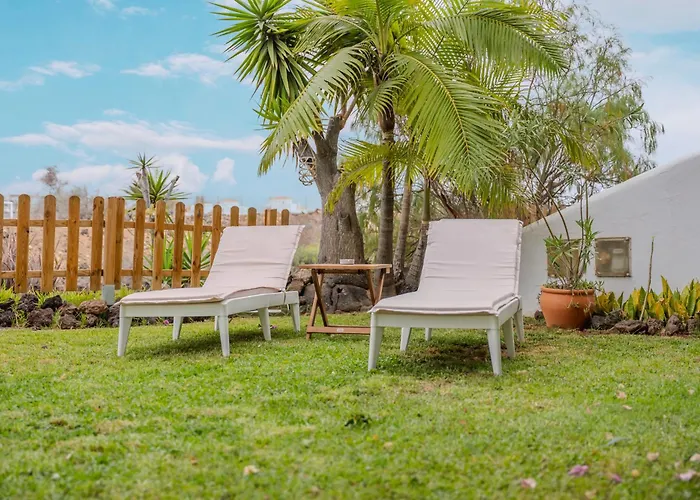 Private Garden Two Bedroom At Fairways Club Apartman